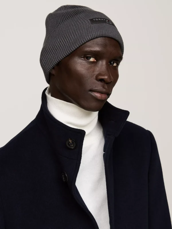 Tommy Hilfiger Beanie mit Umschlag und Logo-Patch DARK GREY Online