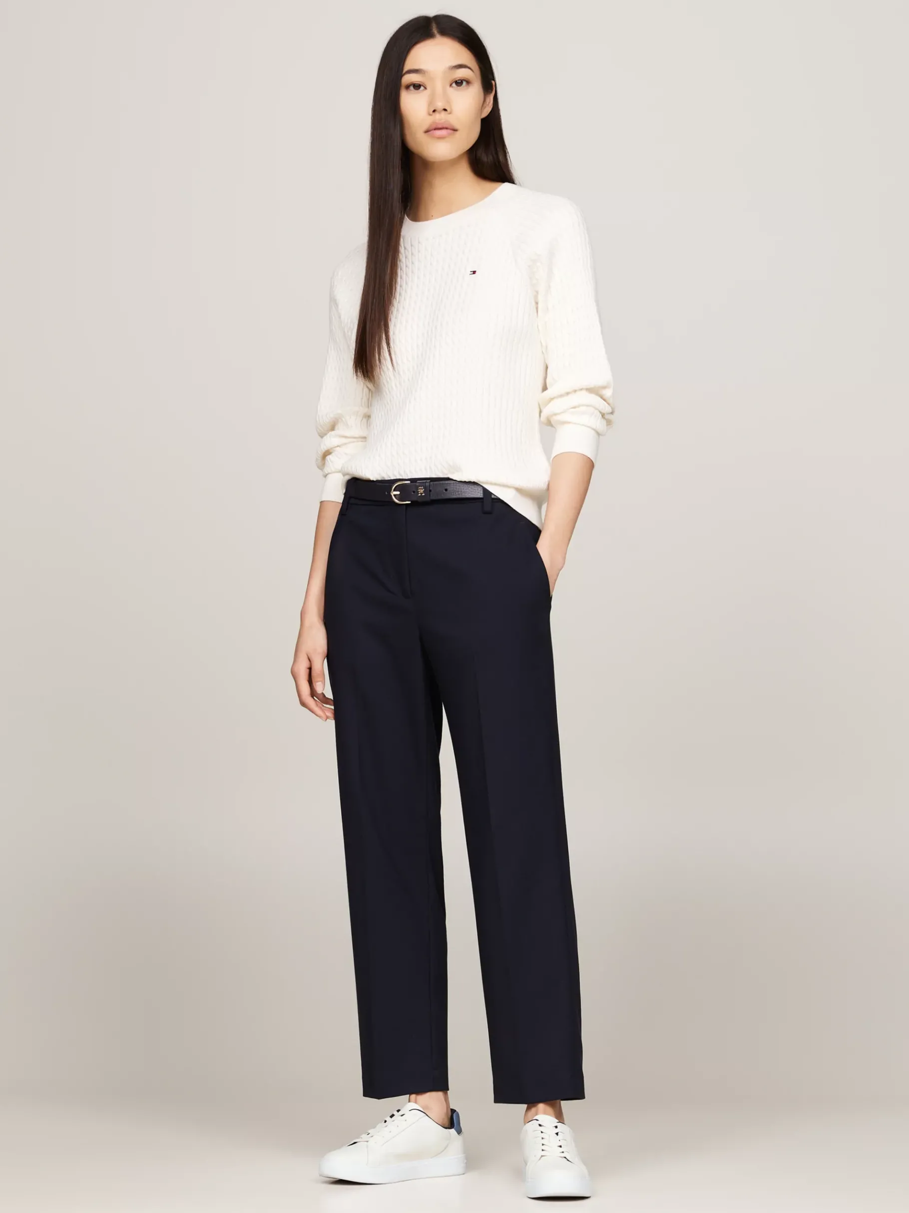 Tommy Hilfiger Court-Sneaker aus Leder mit Metallic-Logo ANCIENT WHITE Store