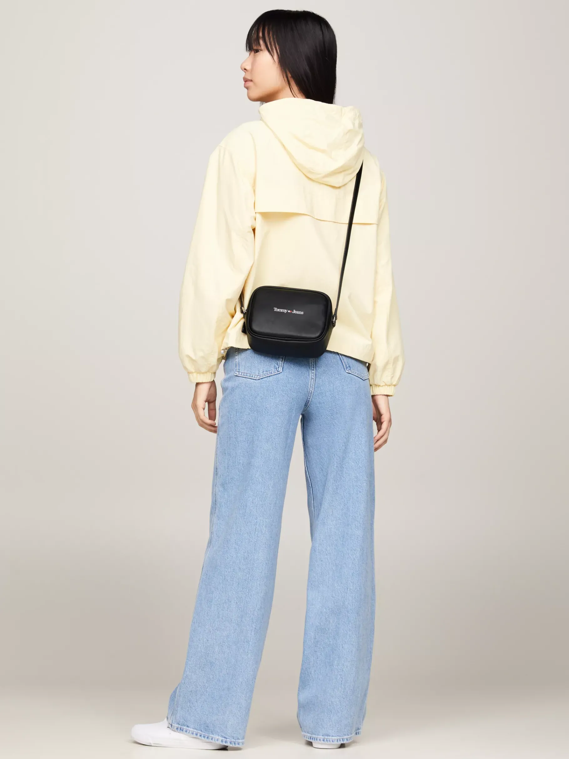 Tommy Hilfiger Crossbody-Kameratasche mit Logo BLACK Sale