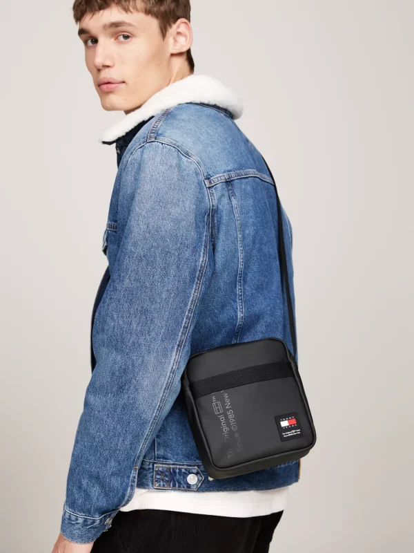 Tommy Hilfiger Essential Crossbody-Reportertasche BLACK Clearance