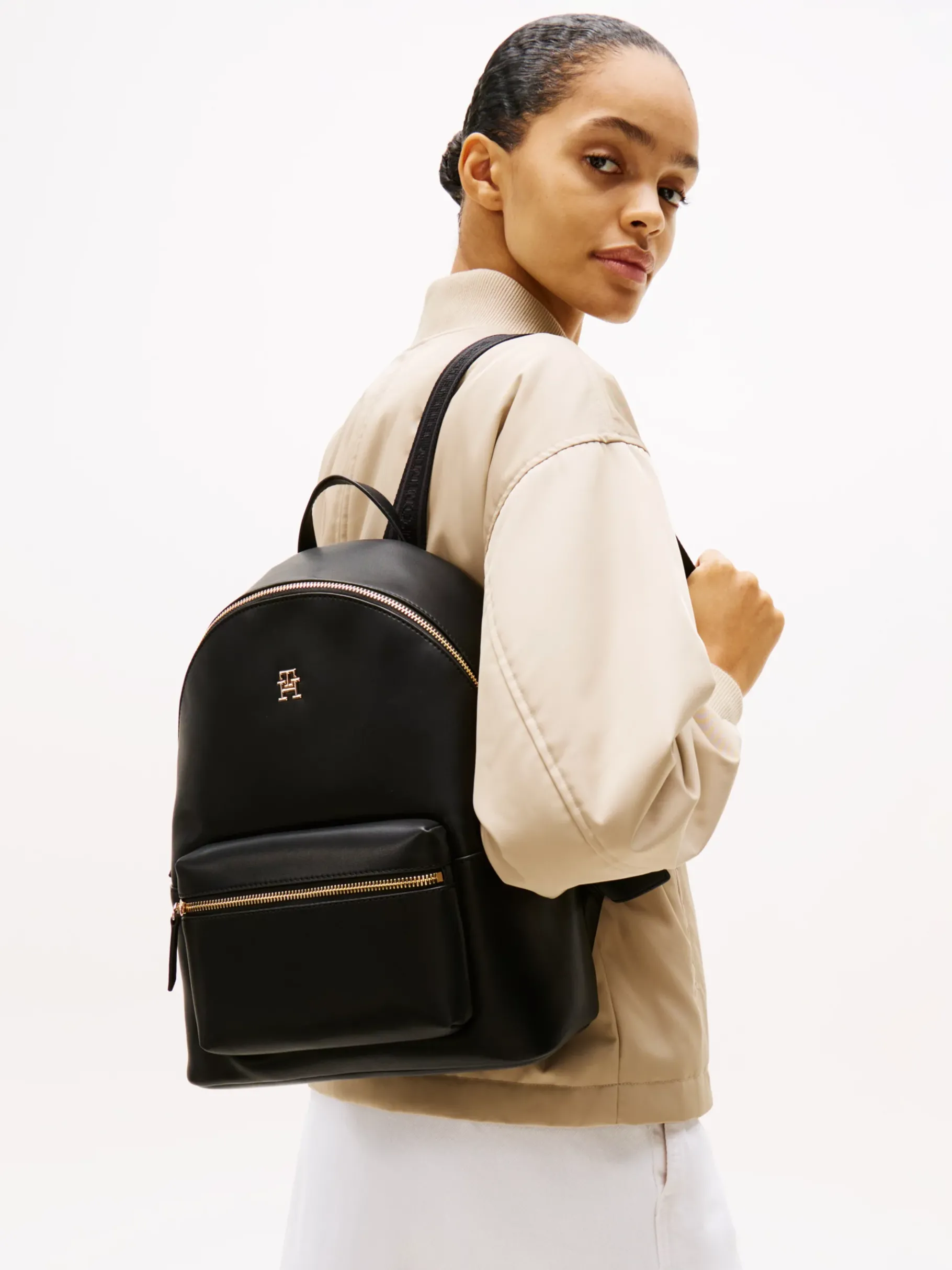 Tommy Hilfiger Kuppelförmiger Rucksack mit Logomuster BLACK Outlet