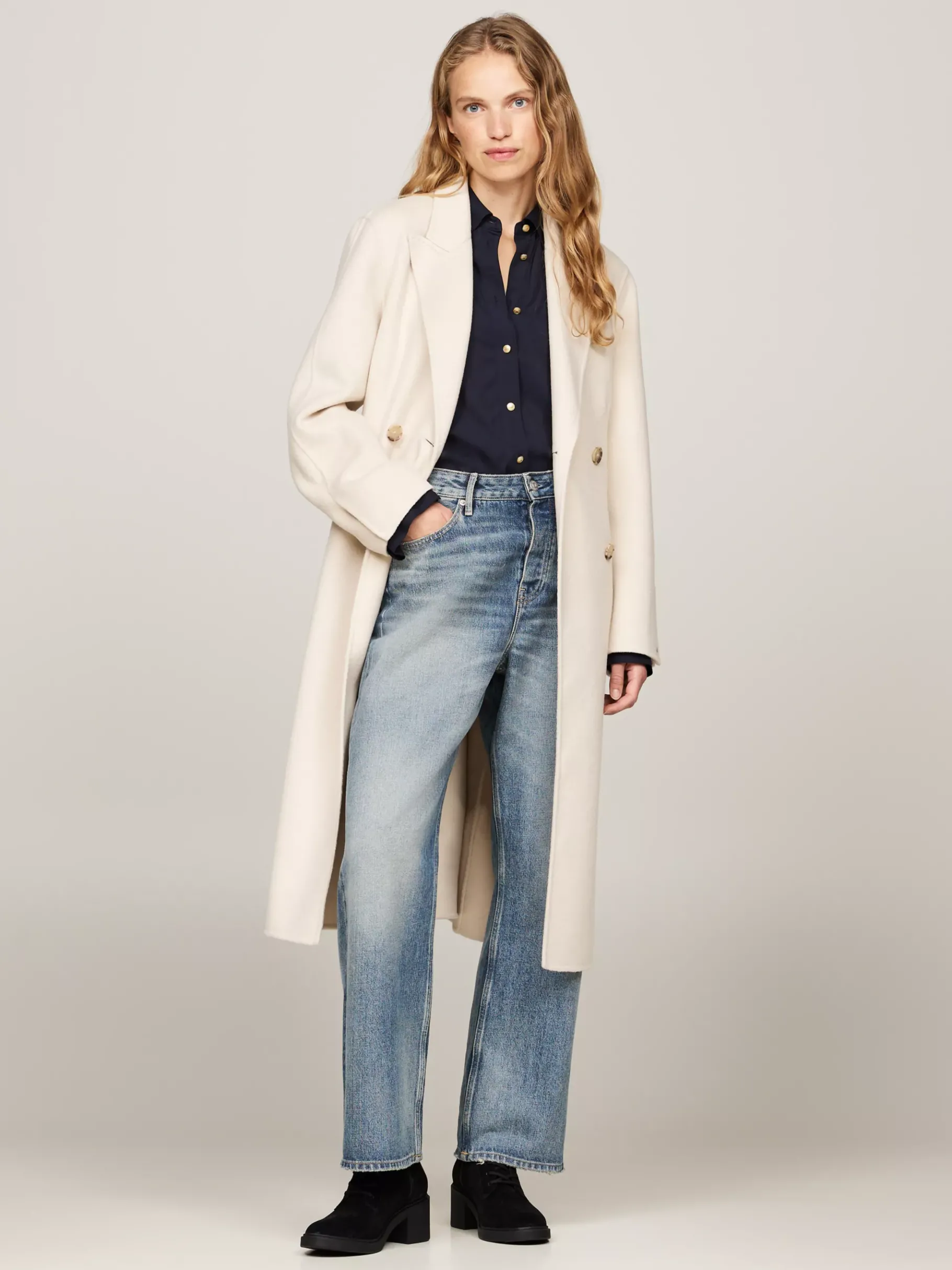 Tommy Hilfiger Mittelhoher Schnürstiefel aus Wildleder BLACK Outlet