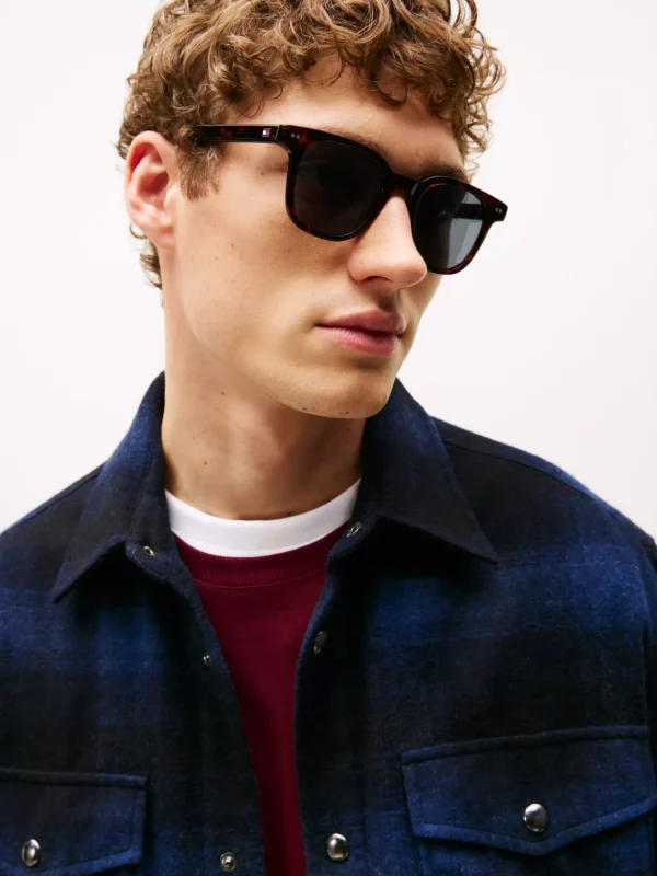 Tommy Hilfiger Quadratische Sonnenbrille mit Nieten HAVANA New