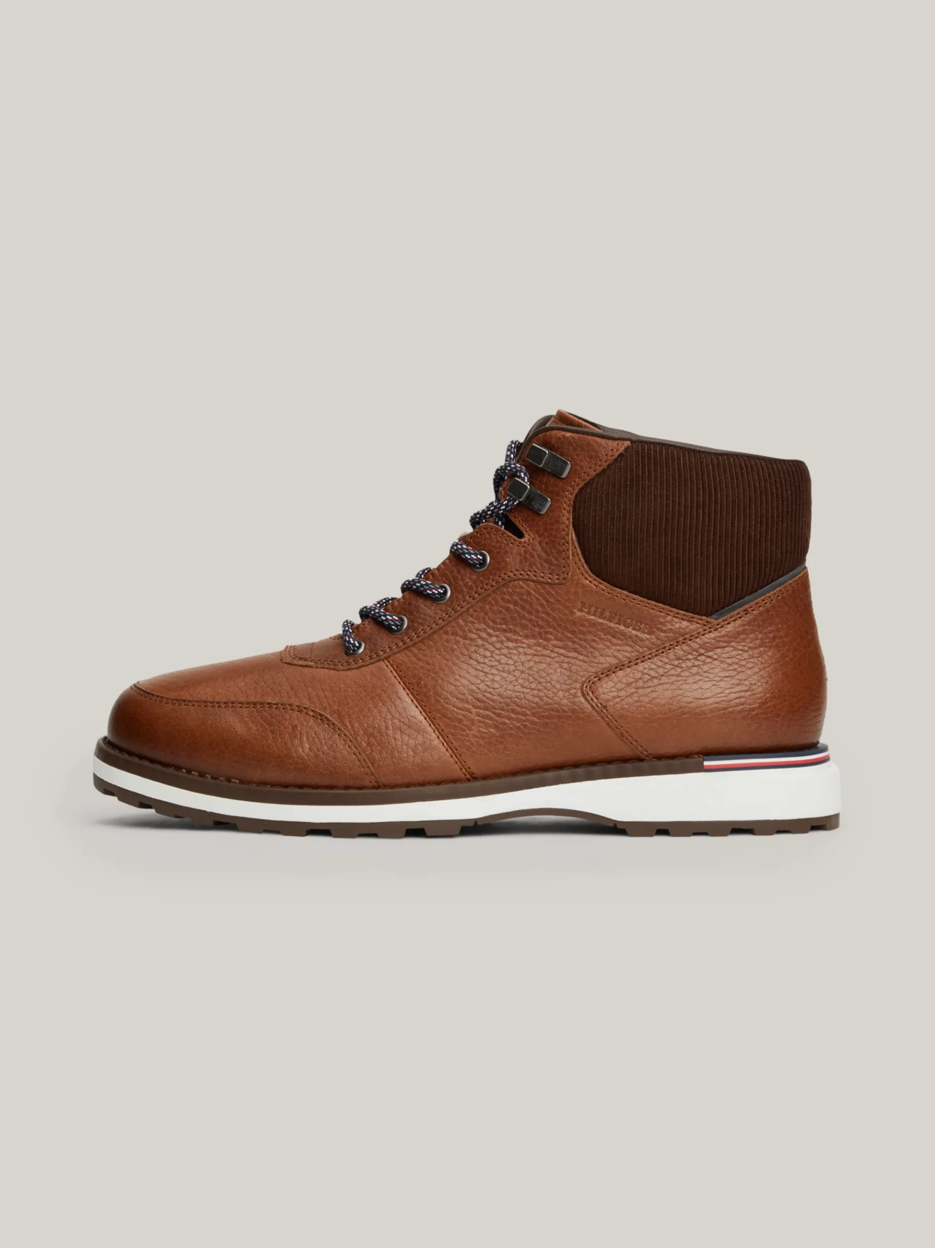 Tommy Hilfiger Rutschhemmender Schnürstiefel aus Leder WINTER COGNAC Fashion