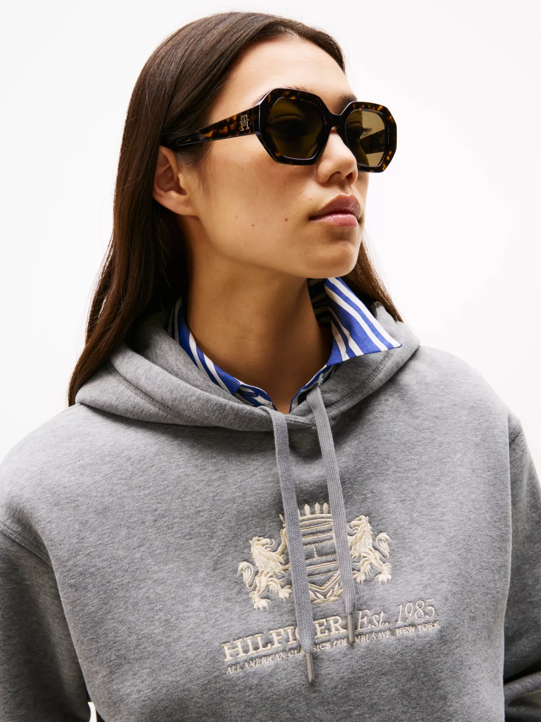 Tommy Hilfiger Sechseckige Sonnenbrille mit TH-Monogramm HAVANA Best Sale