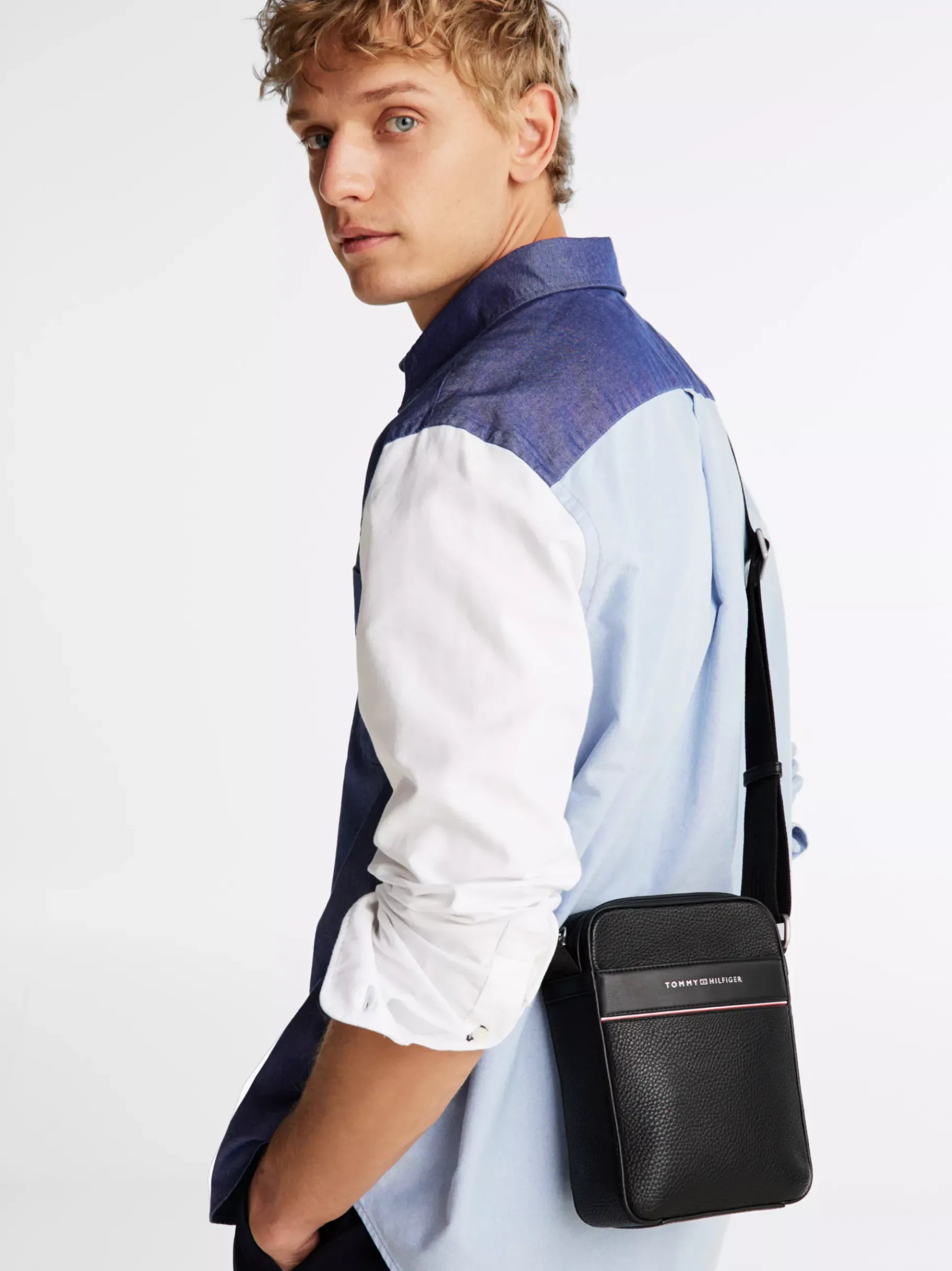 Tommy Hilfiger TH Business Corporate Reportertasche BLACK Hot