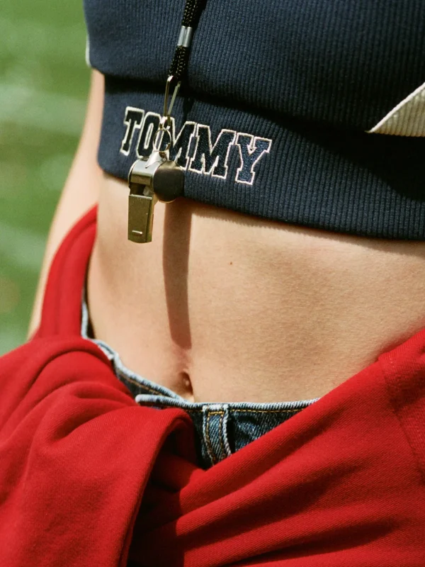 Tommy Hilfiger TJ x Game Day figurbetontes Cropped Fit Radler-Top DARK INK Sale